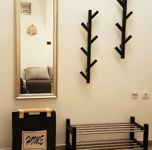 Apartman Kyra *