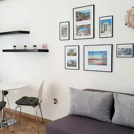 Apartment Kyra *